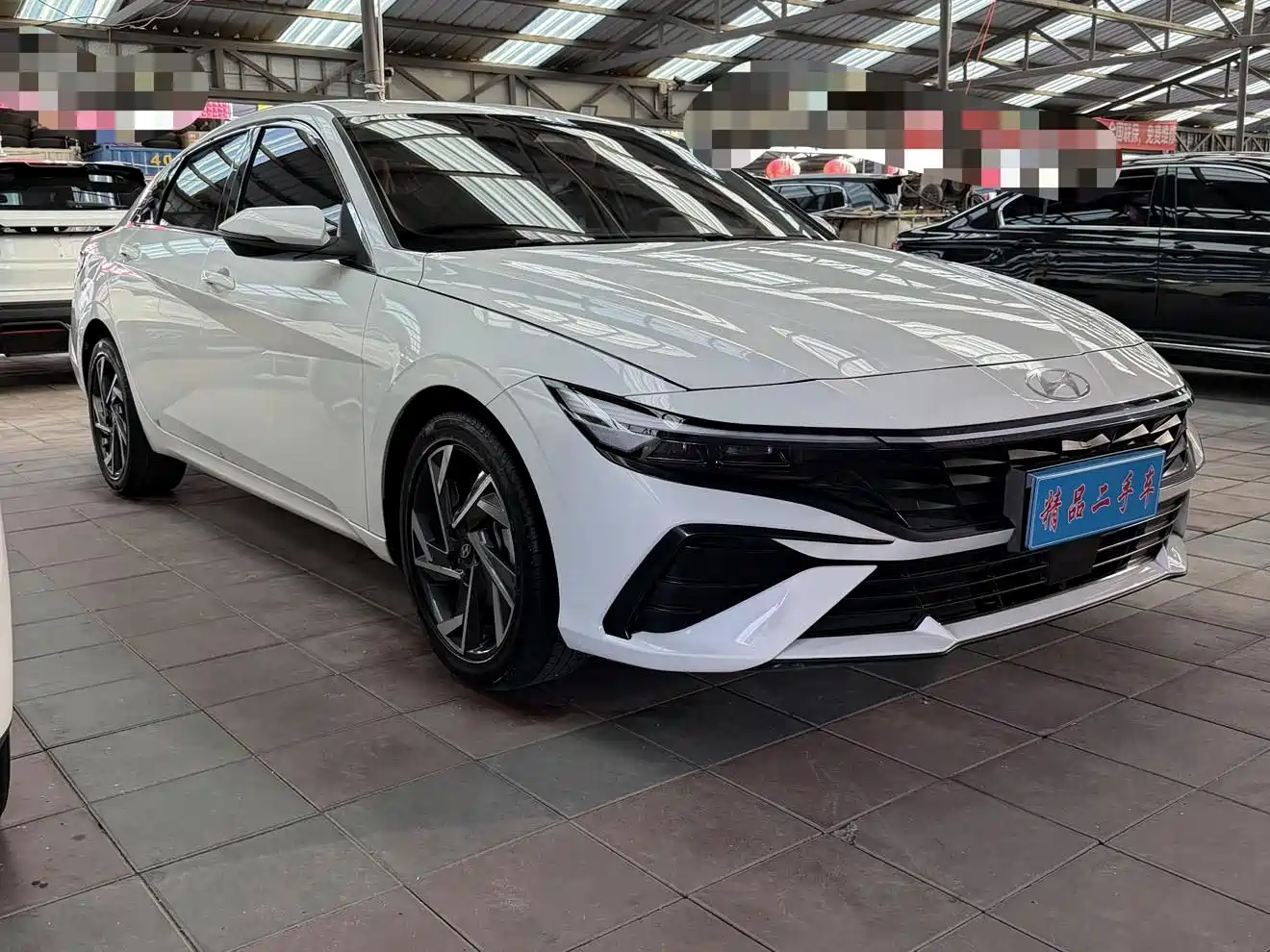 Hyundai Elantra 2023
