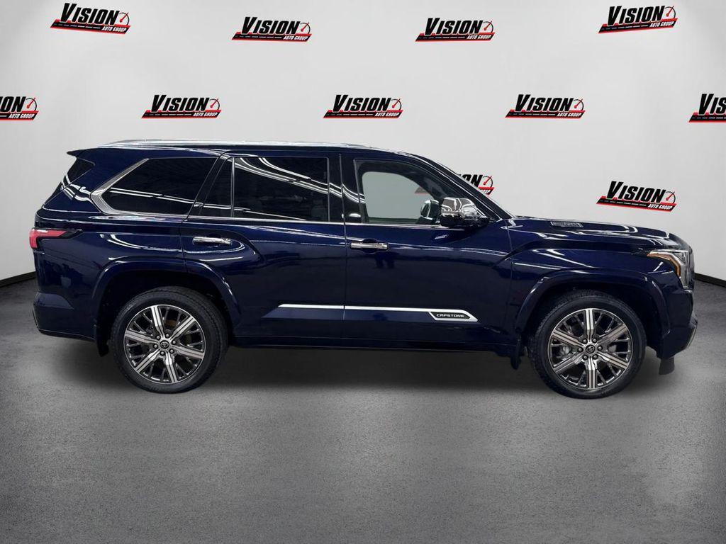 Toyota Sequoia 2023