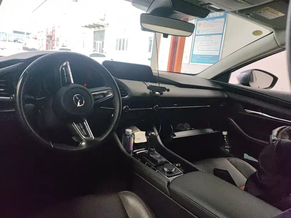 Mazda 3 2024