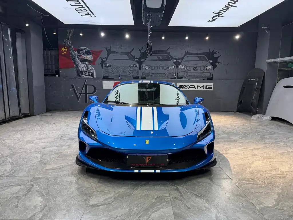 Ferrari F8 2020