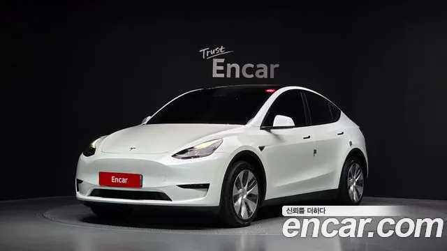 Tesla Model Y 2023