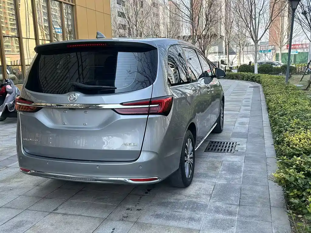 Buick GL8 2022