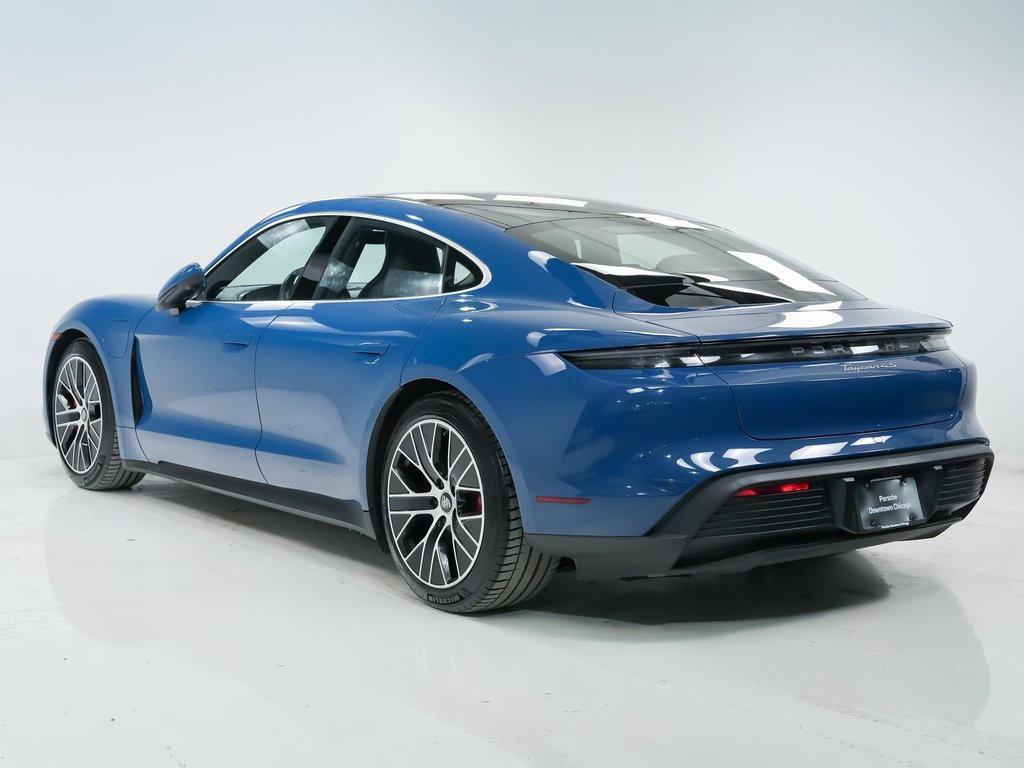 Porsche Taycan 2022