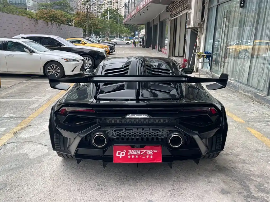 Lamborghini Huracán 2022
