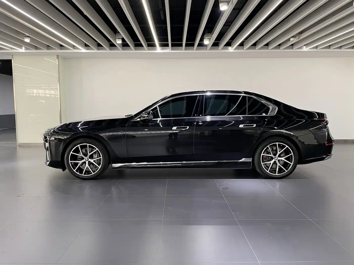 BMW i7 2023