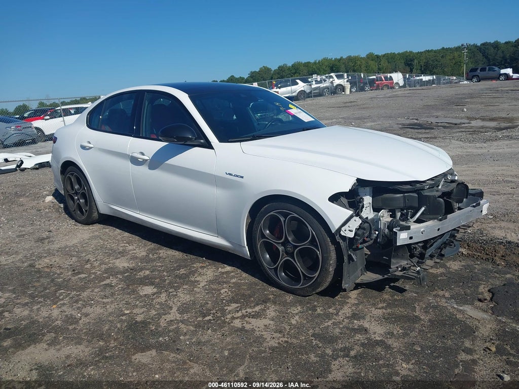 Alfa Romeo Giulia 2023