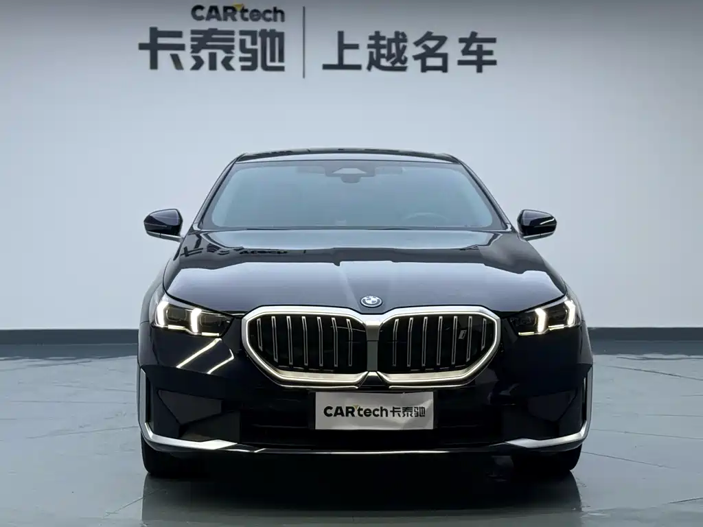 BMW i5 2024
