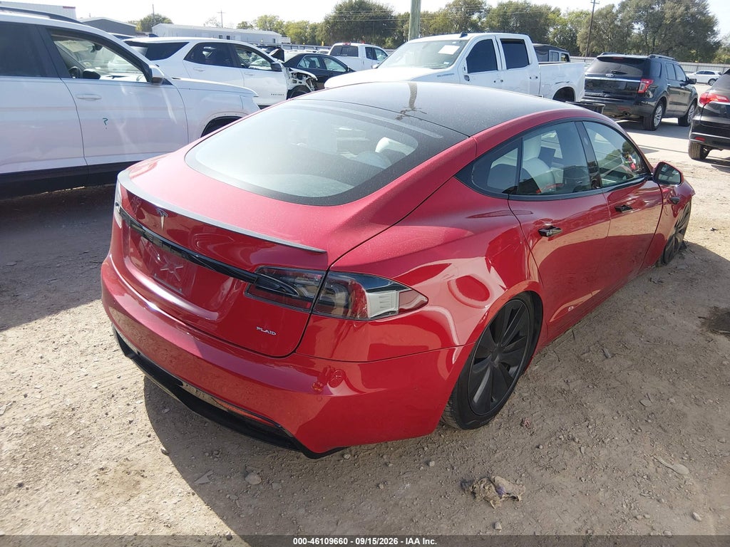 Tesla Model S 2021