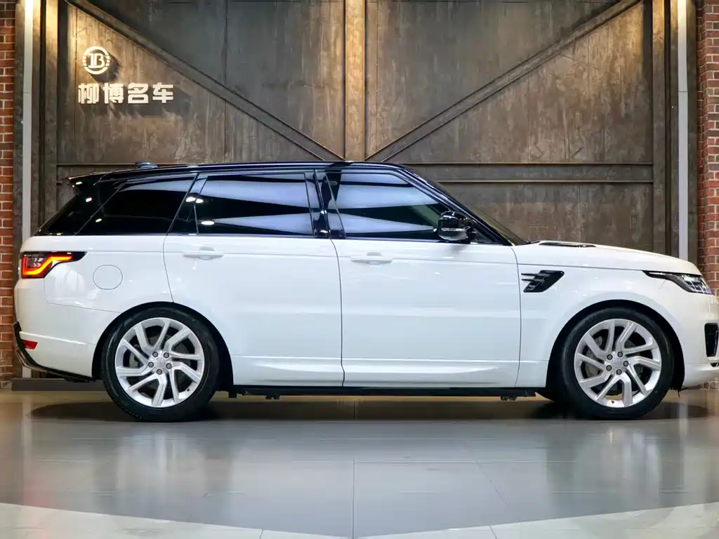 Land Rover Range Rover Sport 2021