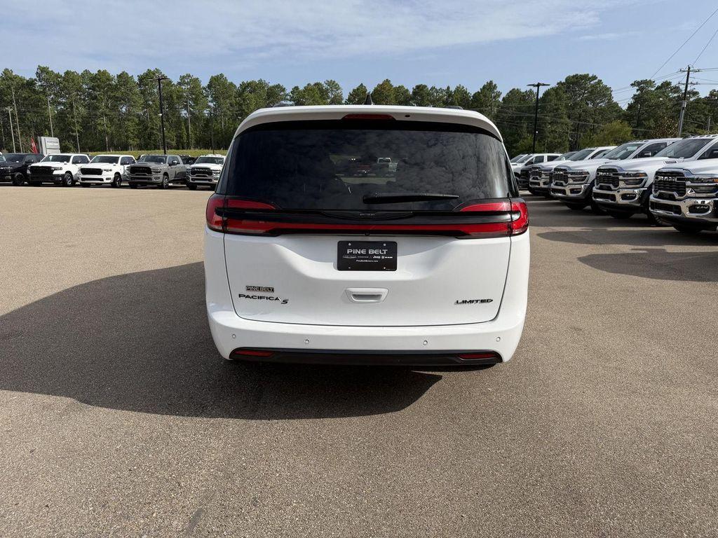 Chrysler Pacifica 2025