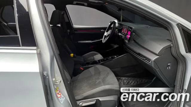 Volkswagen Golf 2024