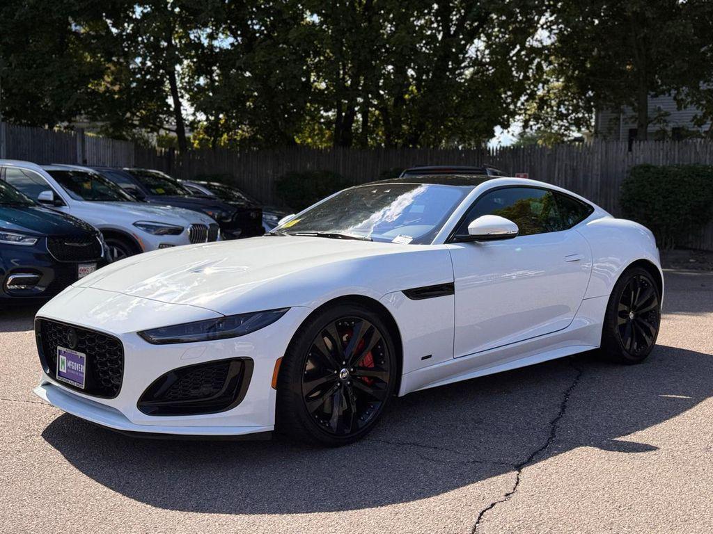 Jaguar F-Type 2024
