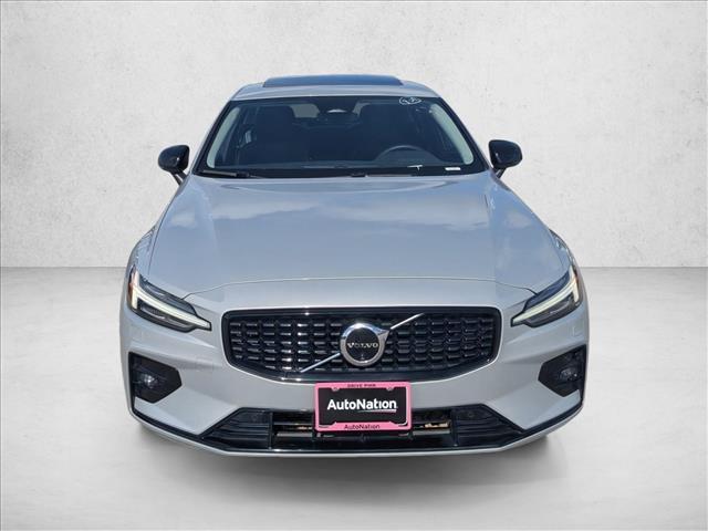 Volvo S60 2024
