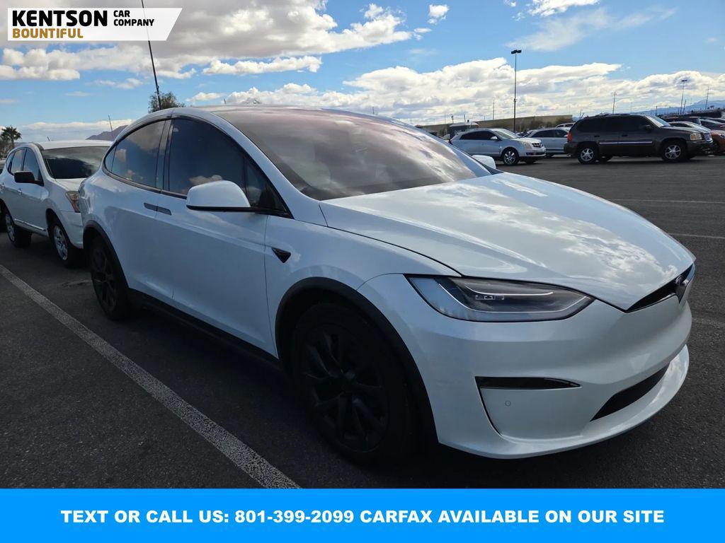 Tesla Model X 2022