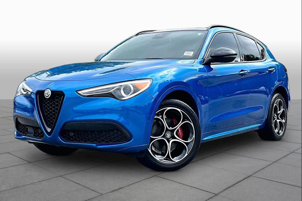 Alfa Romeo Stelvio 2023