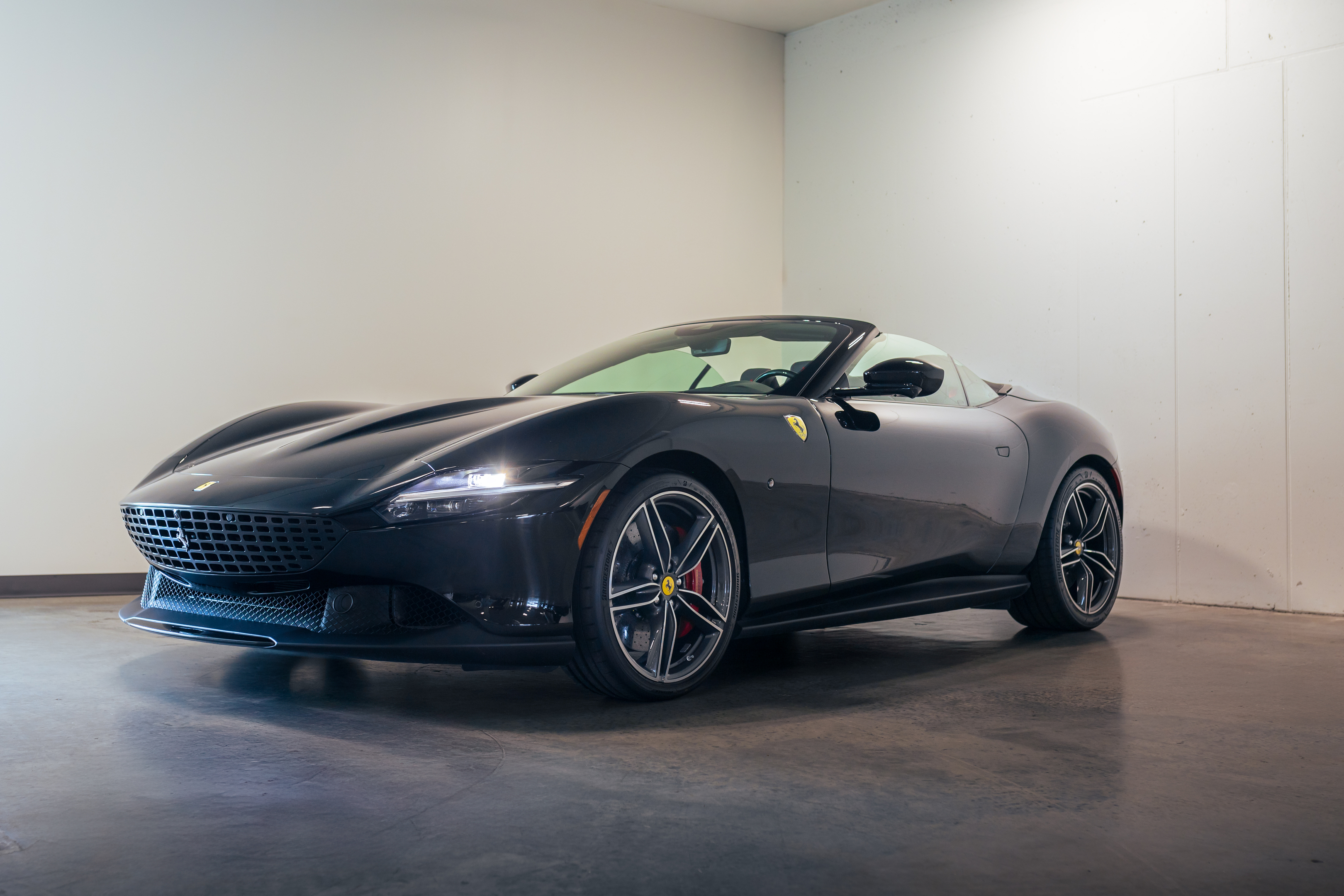 Ferrari Roma 2025