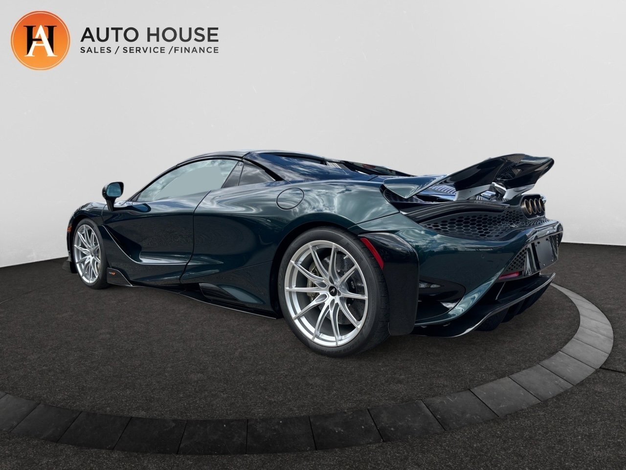 McLaren 765LT 2022