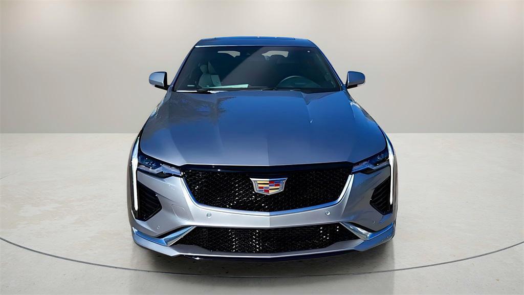 Cadillac CT4 2025
