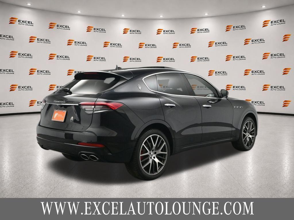 Maserati Levante 2022