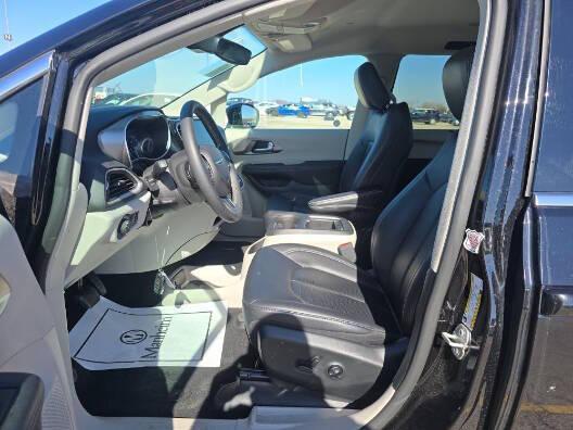 Chrysler Pacifica 2024