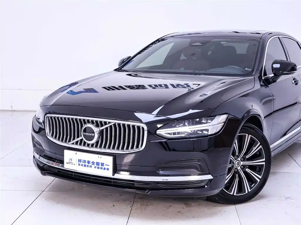 Volvo S90 2022