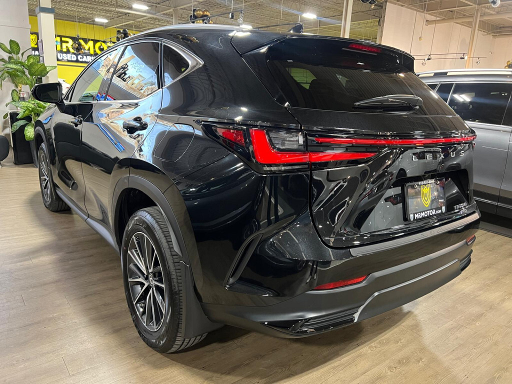 Lexus NX 2023
