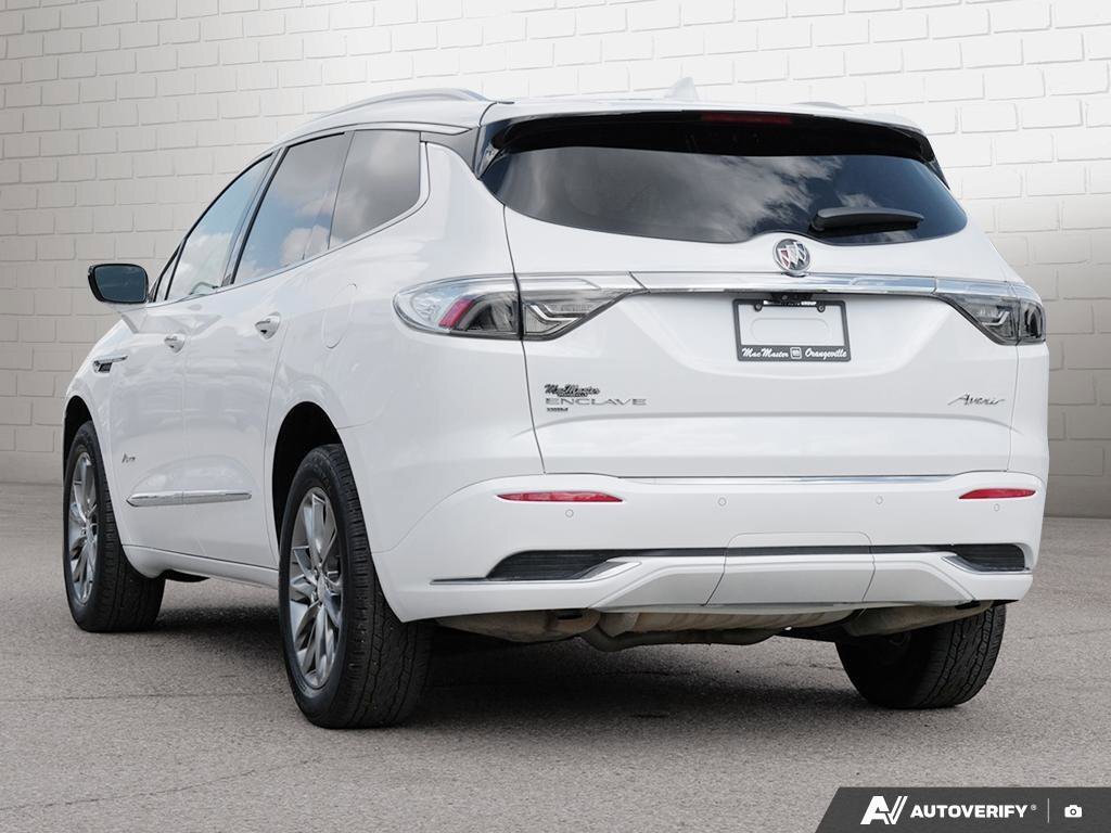 Buick Enclave 2022
