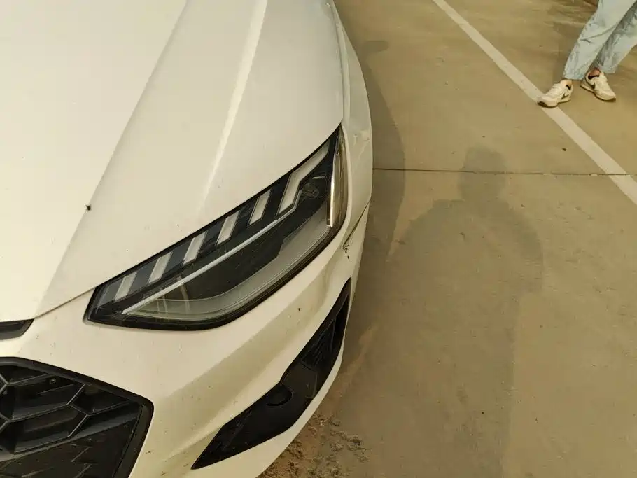Audi A4 2024