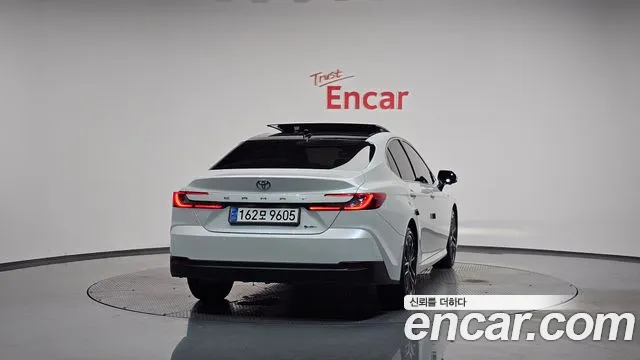 Toyota Camry 2024