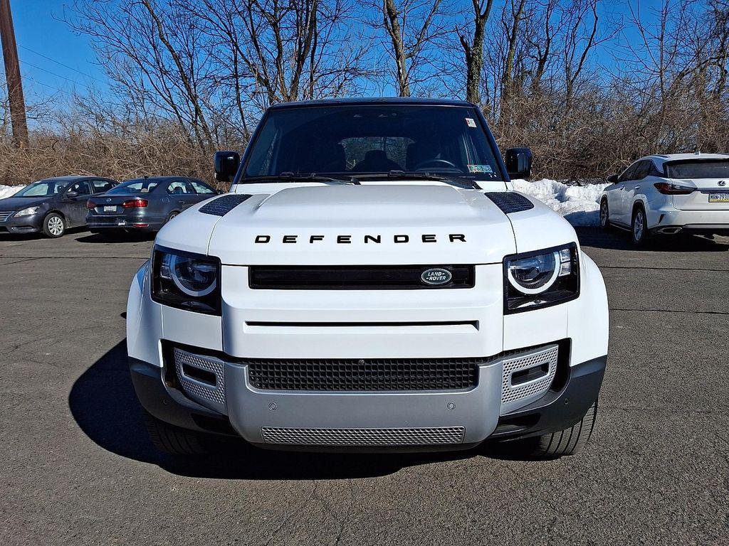 Land Rover Defender 2023