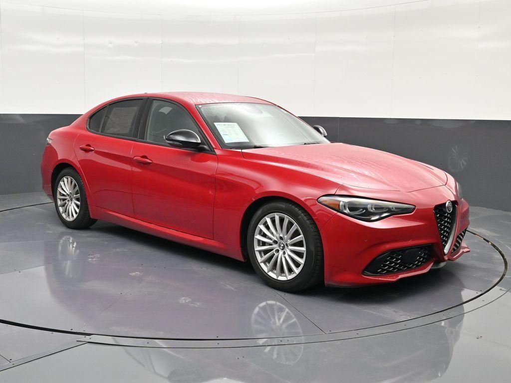 Alfa Romeo Giulia 2024