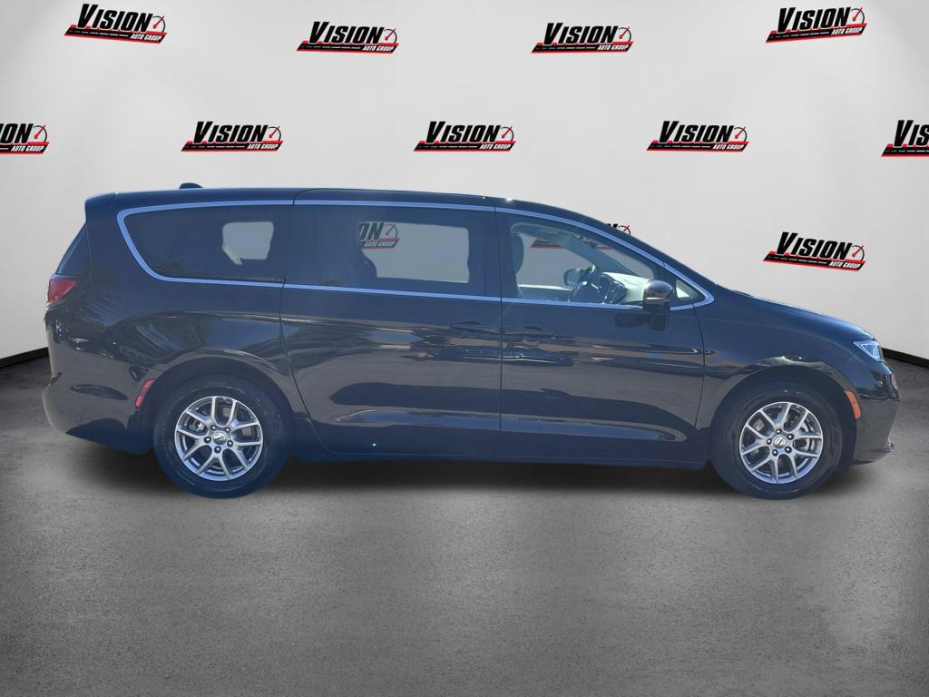 Chrysler Pacifica 2024