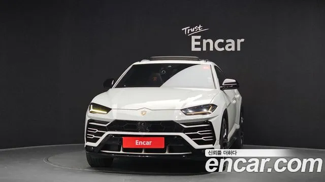 Lamborghini Urus 2020