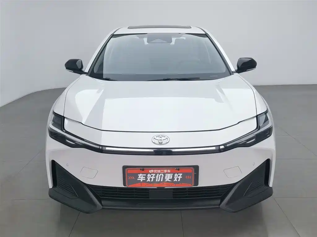 Toyota bZ3 2024