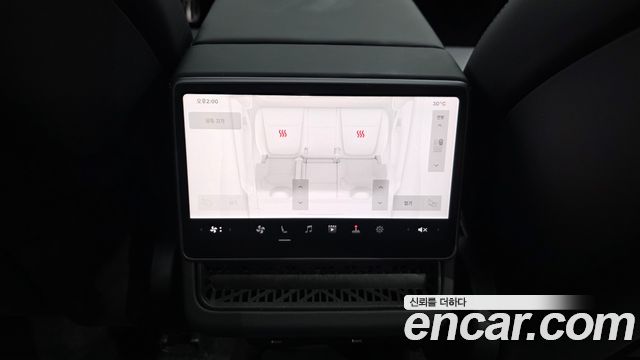Tesla Model Y 2026