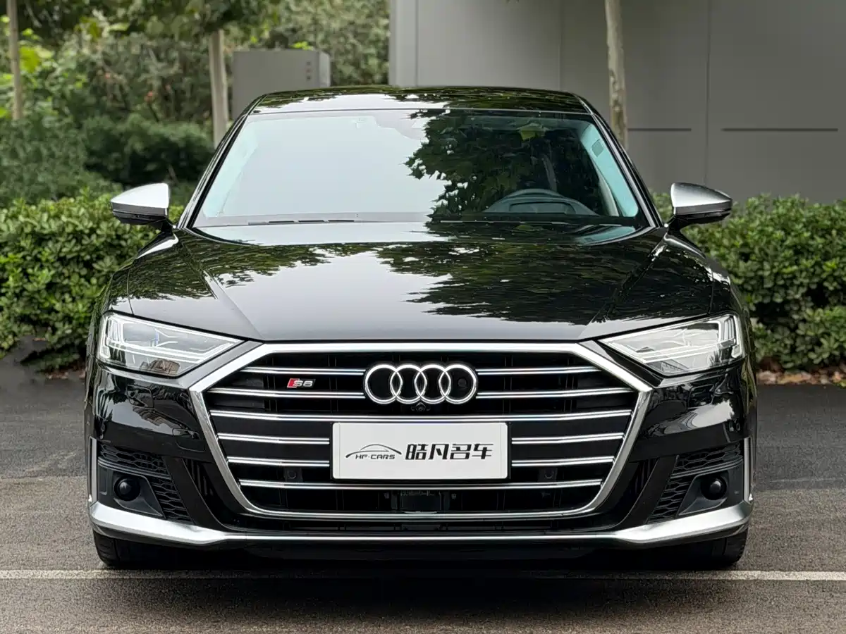 Audi S8 2022