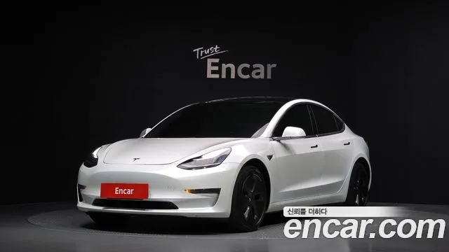 Tesla Model 3 2020