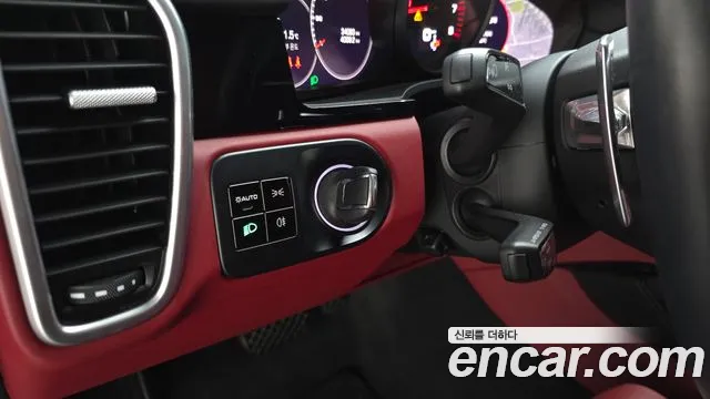 Porsche Cayenne 2021