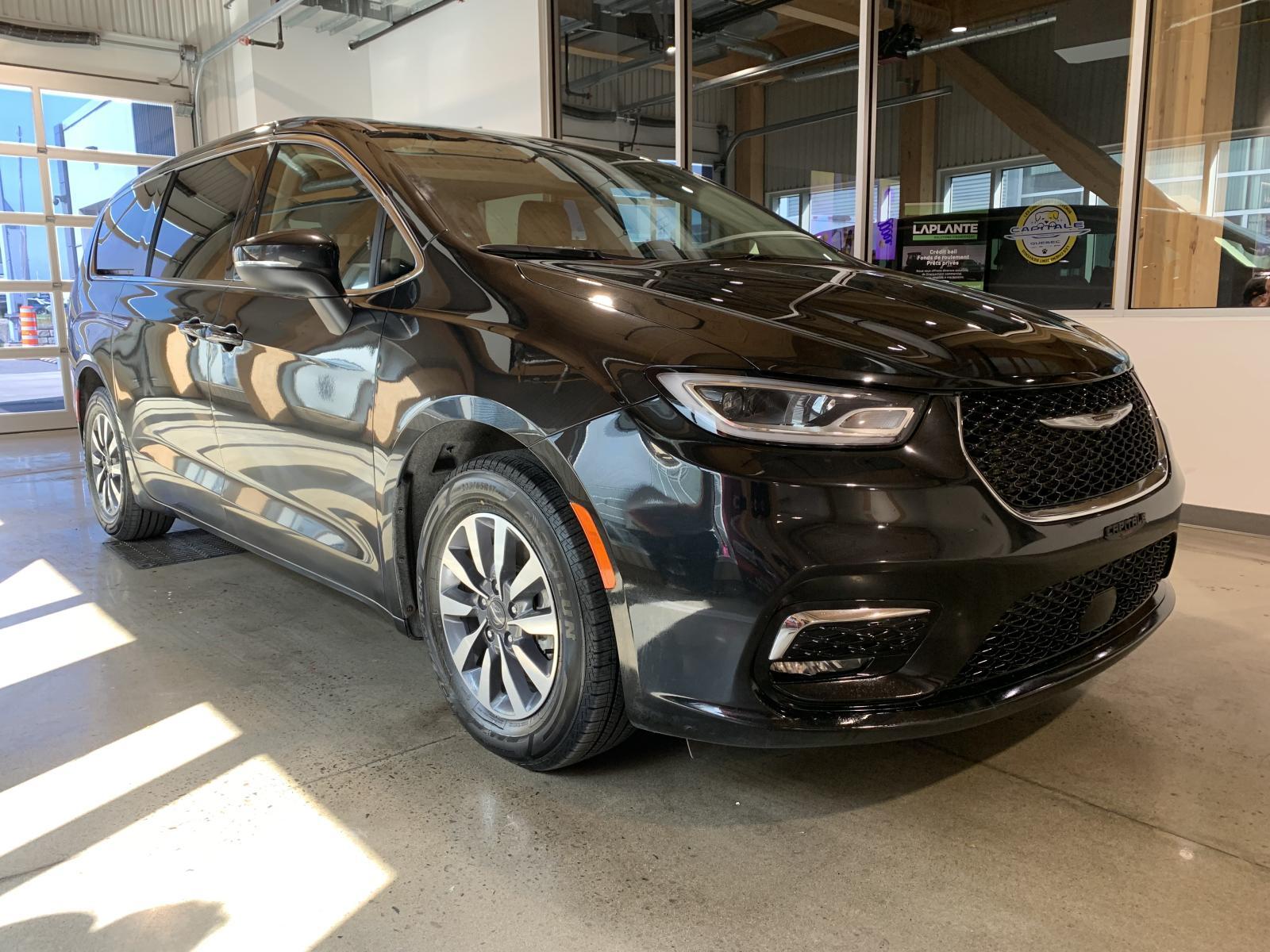 Chrysler Pacifica 2023