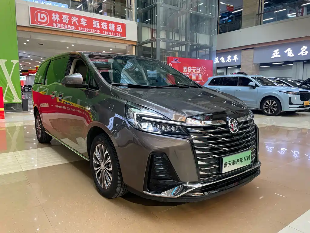 Buick GL8 2024