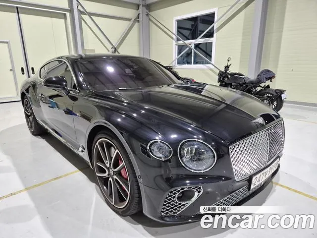 Bentley Continental 2022