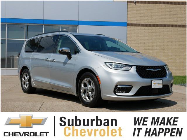 Chrysler Pacifica 2023