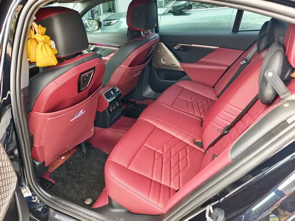 BMW 5 серии 2026