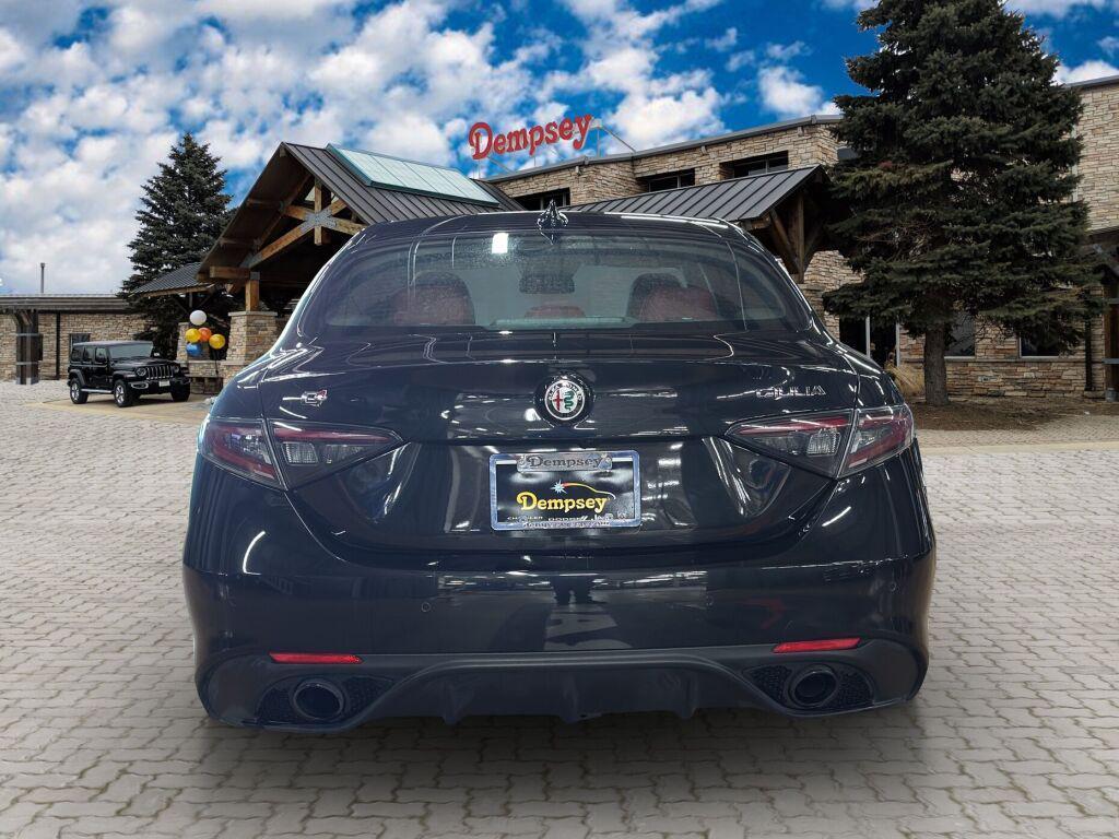 Alfa Romeo Giulia 2024
