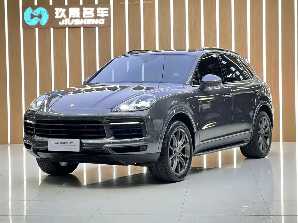 Porsche Cayenne 2022