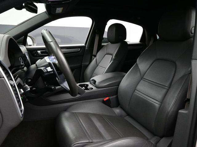 Porsche Cayenne 2022