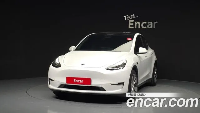 Tesla Model Y 2022
