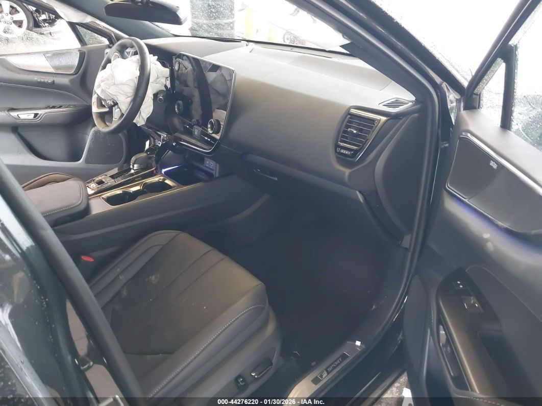 Lexus NX 2026