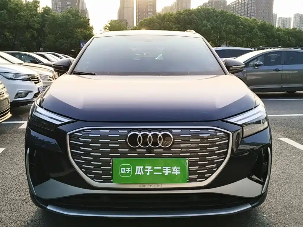 Audi Q4 e-tron 2024