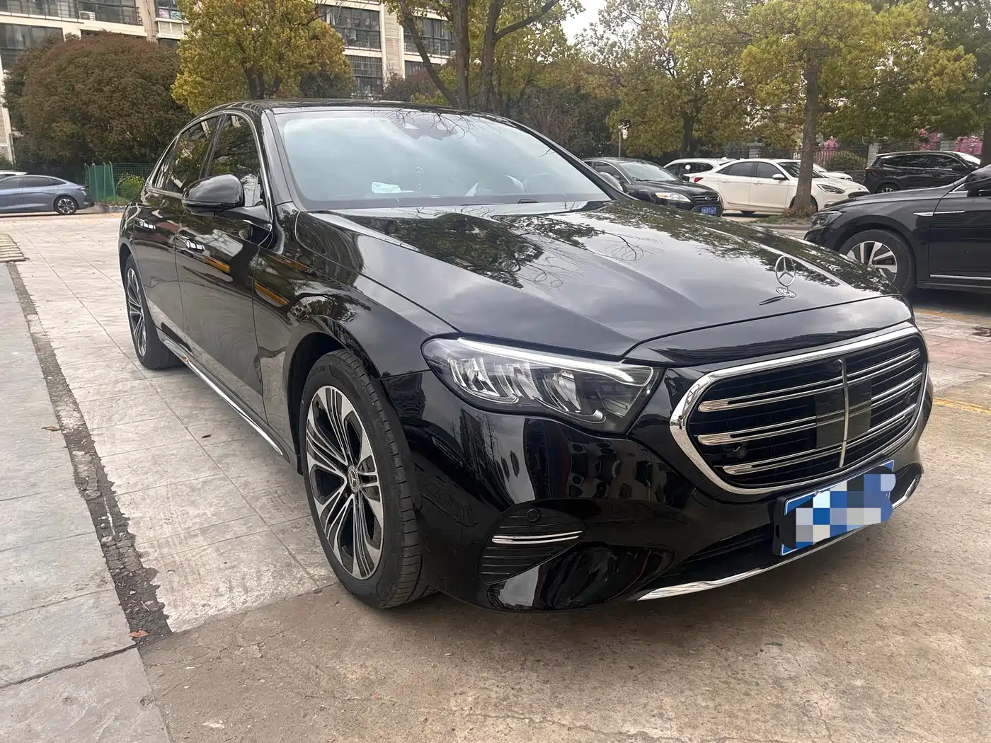 Mercedes-Benz E-Класс 2025